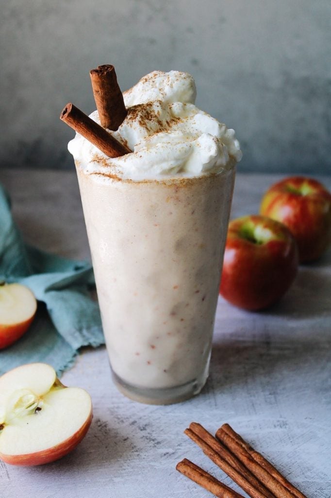 apple pie shake in a clear glass