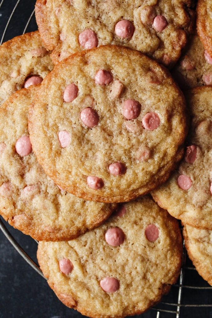 ruby chocolate chip cookies on a wire cooling rack