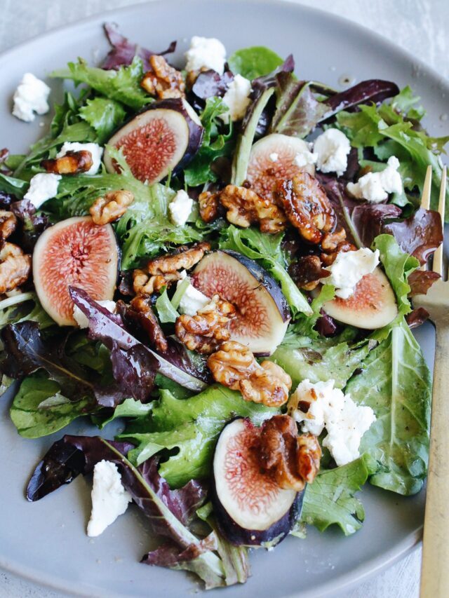 FIG SALAD W/ GOAT CHEESE & CANDIED WALNUTS
